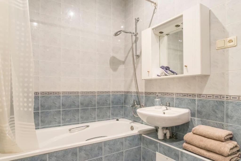 Old Town Apartment Next To Saint Peter'S Church Riga Luaran gambar