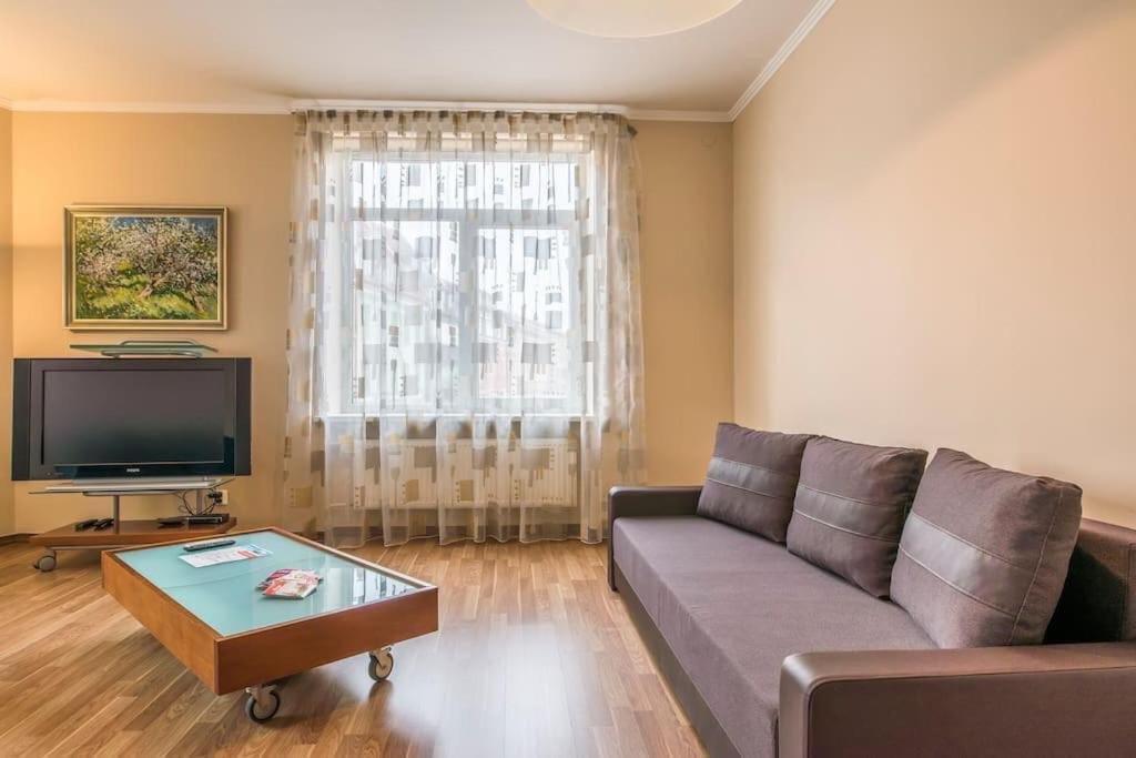 Old Town Apartment Next To Saint Peter'S Church Riga Luaran gambar