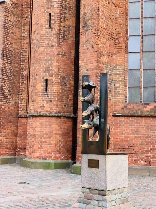 Old Town Apartment Next To Saint Peter'S Church Riga Luaran gambar